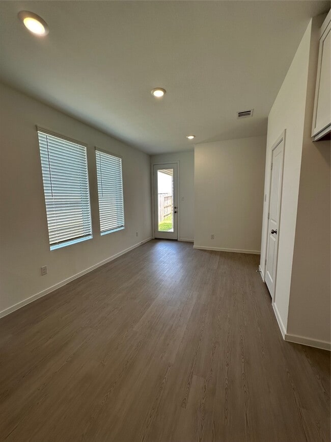 Building Photo - 6306 Orchid Bch Dr