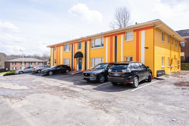 Building Photo - 1601 Alexandria Dr
