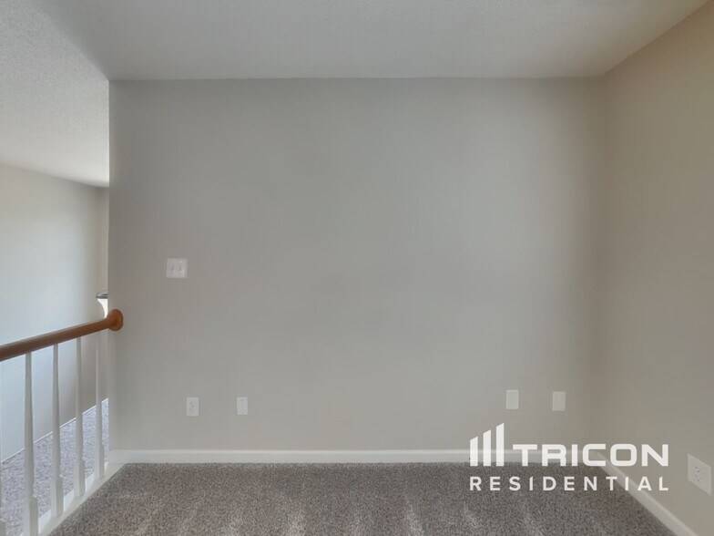 Building Photo - 1046 Dalby Way