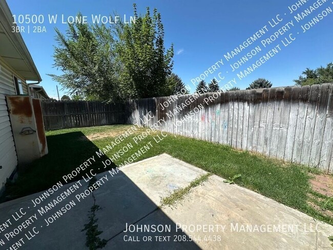 Building Photo - 10500 W Lone Wolf Ln