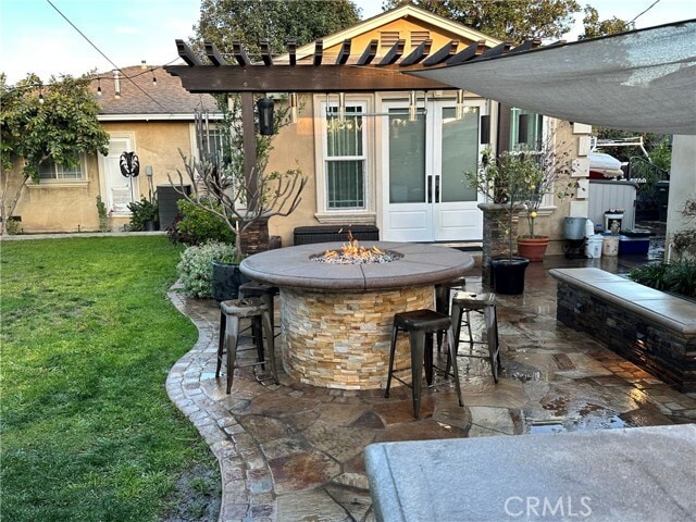 Building Photo - 323 S Astell Ave