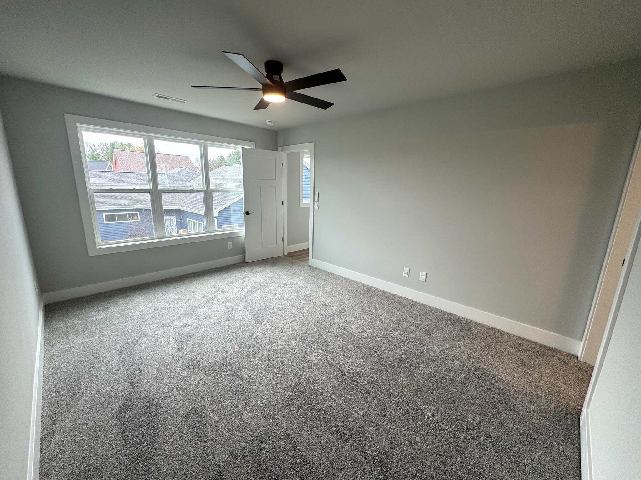 Building Photo - 2798 Endive Dr