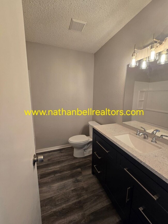 Building Photo - 1335 18th St NW