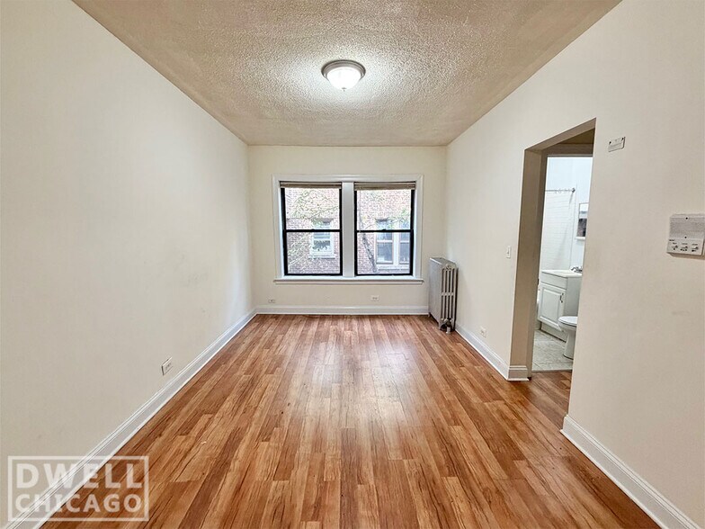 Primary Photo - 1746 N Humboldt Blvd