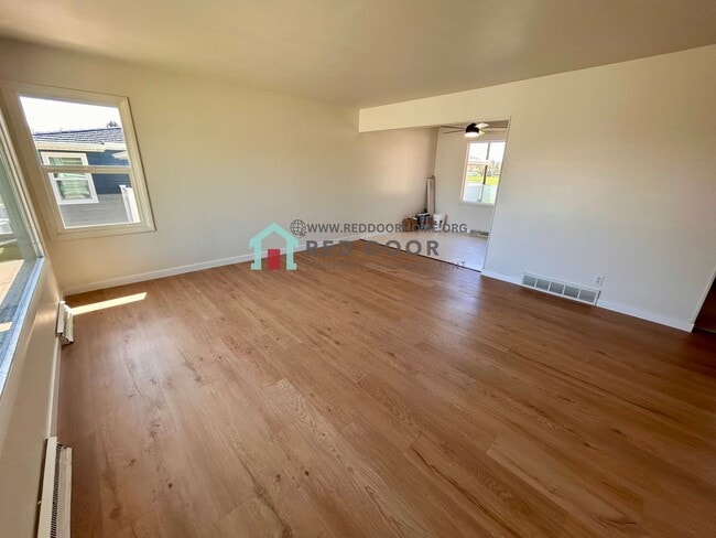 Building Photo - 5-bedroom, 2-bathroom house offers the perfect blend of comfort and functionality