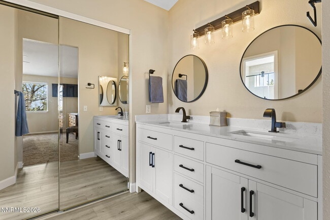 Building Photo - 6168 Greenbrook Dr