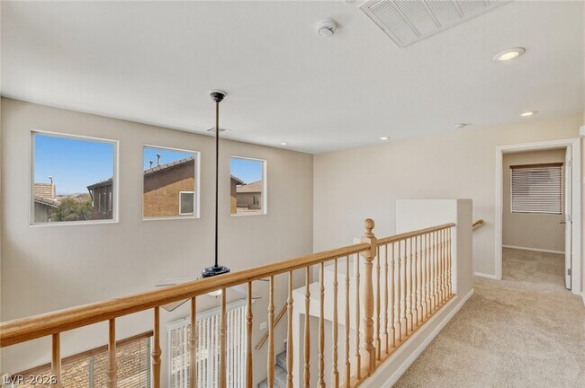 Building Photo - 2780 Kona Crest Ave