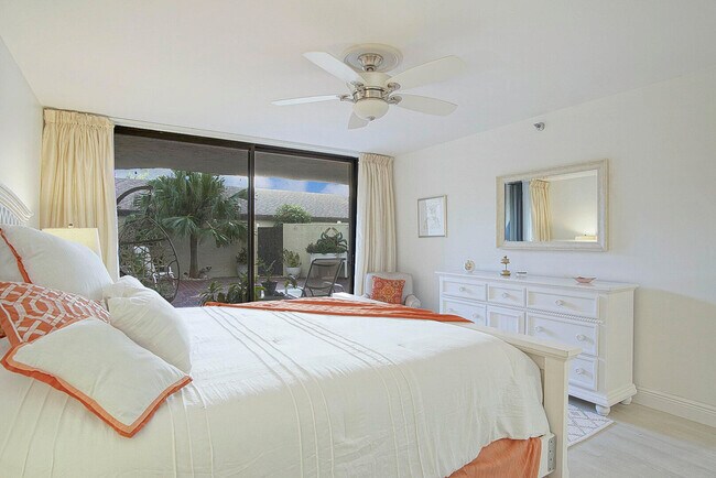 Building Photo - 2400 S Ocean Dr