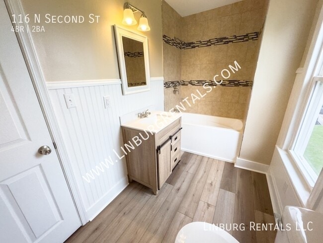 Building Photo - 116 N Second St-