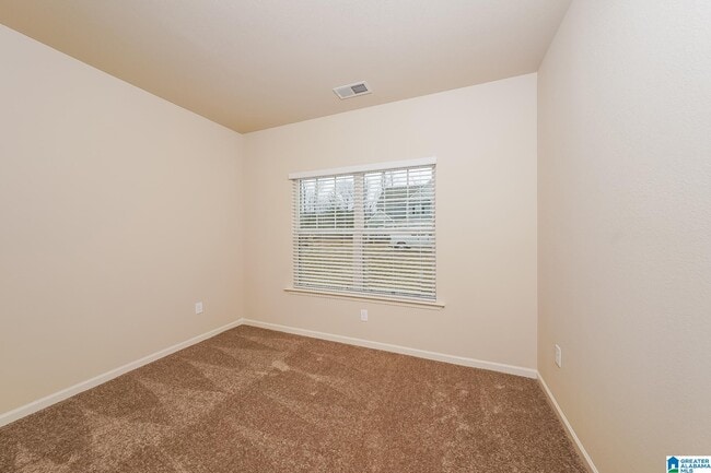 Building Photo - 519 Clover Cir