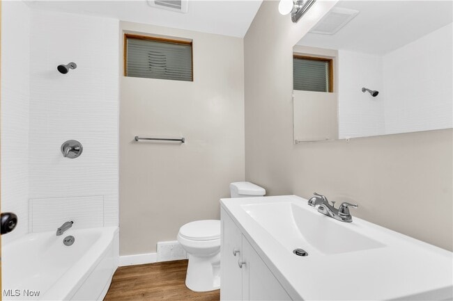 Building Photo - 3460 Hetzel Dr