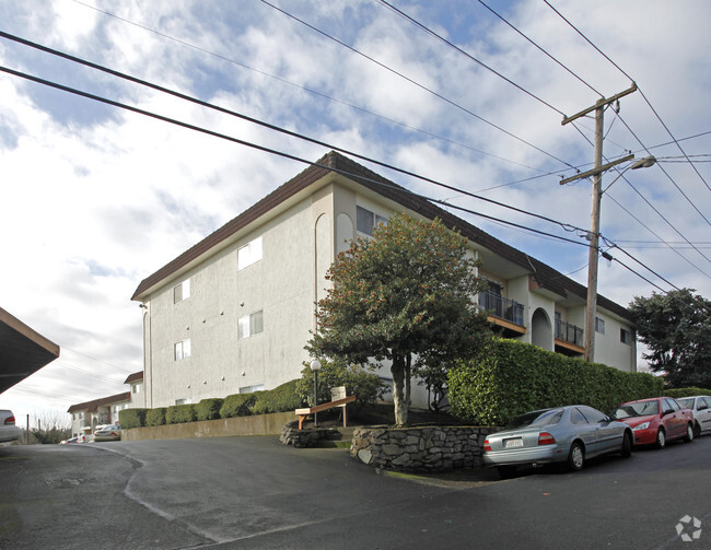 Primary Photo - Crestwood Terrace Apartments