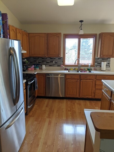 Building Photo - 6401 Toribrooke Ln