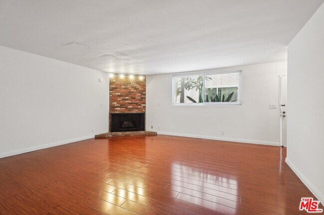 Building Photo - 1133 22nd St