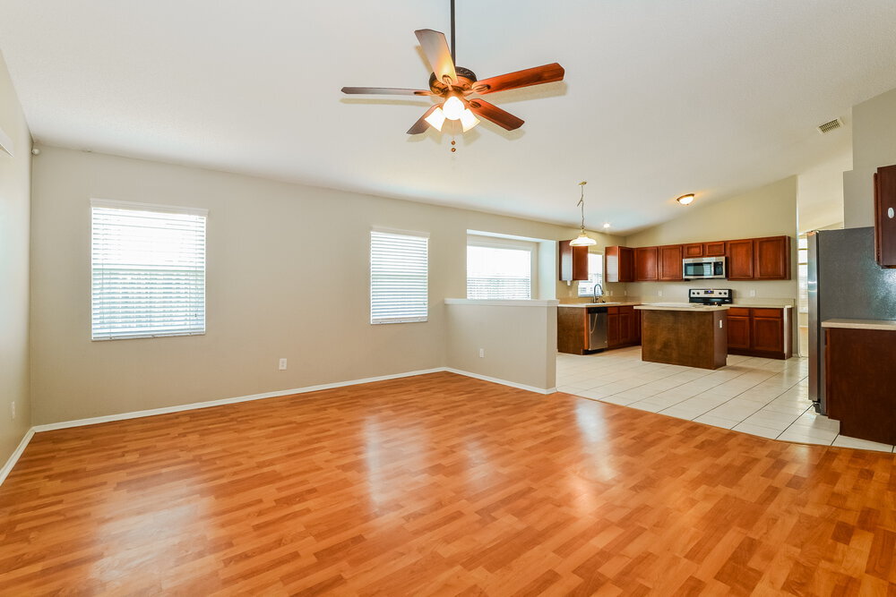 Building Photo - 10025 River Glen Ct