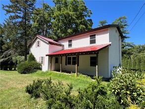 Building Photo - 1186 NY-104B