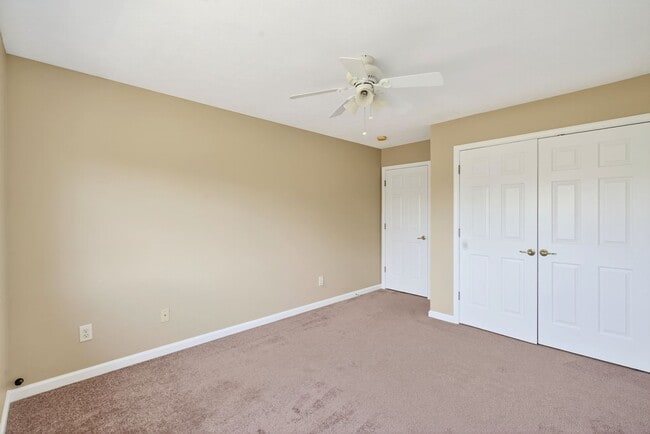 Building Photo - Charming Fishers Condo – Move-In Ready