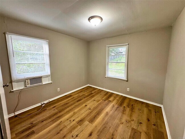 Building Photo - 161 Firetower Rd
