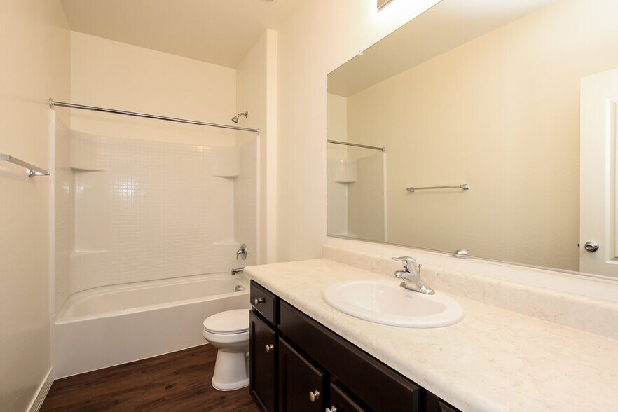 Building Photo - 4116 S 81st Dr