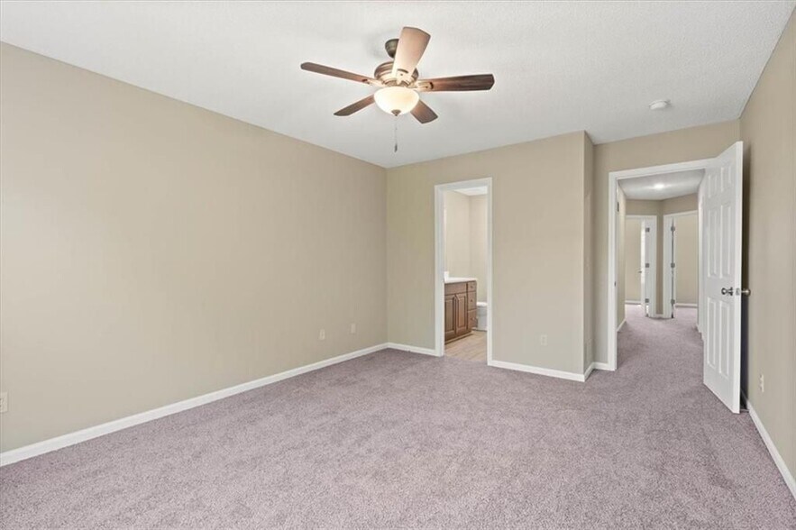 Building Photo - 7839 W 158th Ct