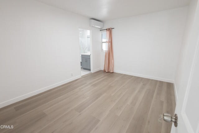Building Photo - 427 N Walnuthaven Dr