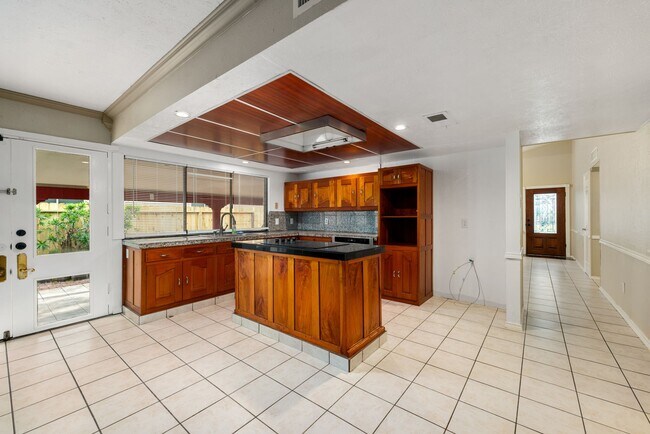 Building Photo - 4838 Gretna Green Dr