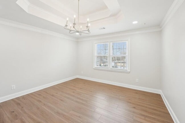 Building Photo - 1600 Spring Arbor Ct