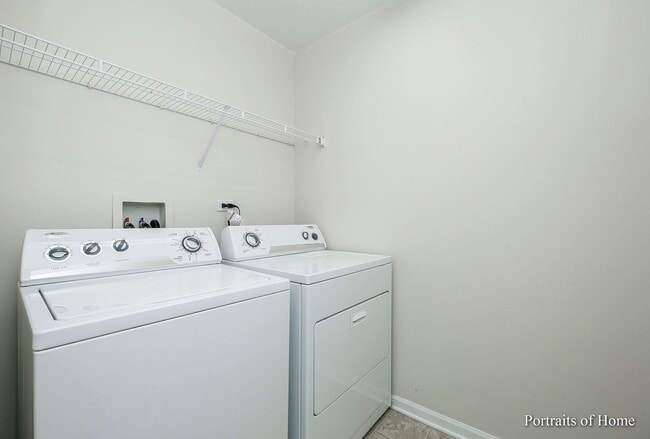 Building Photo - 1453 Blackhawk Ct
