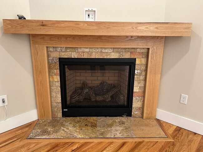 Building Photo - North AVL - Green Built Custom Home, Conve...
