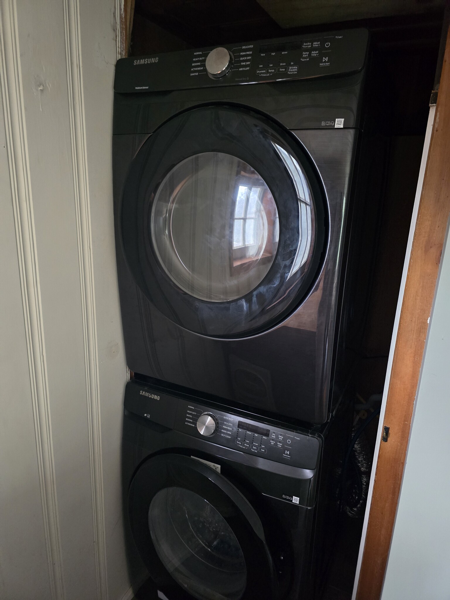 Building Photo - 9710 Mistletoe Rd