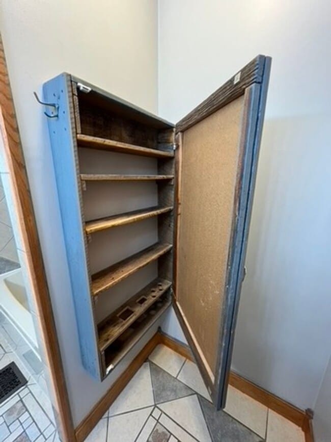 Building Photo - Discover Timeless Charm: Enchanting Historic Home in a Picturesque Small Town