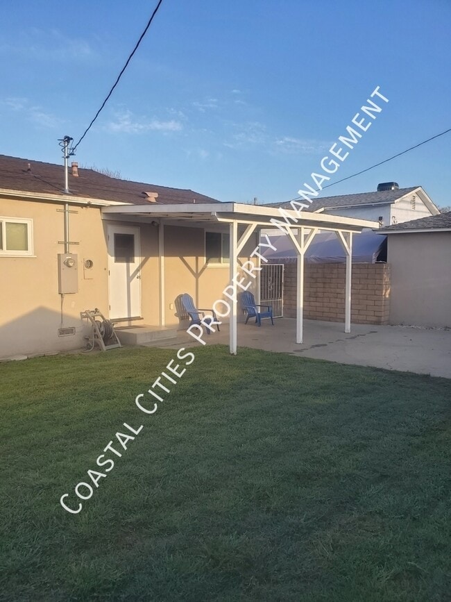 Building Photo - 4408 Ostrom Ave