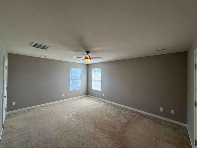 Building Photo - T.R. Lawing Realty Property