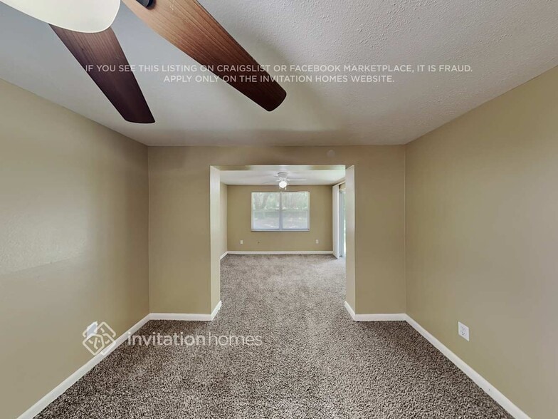Building Photo - 2808 Cedaridge Dr