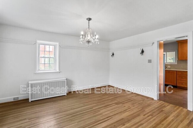 Building Photo - 720 Northern Ave