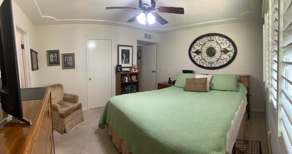 Building Photo - 678 El Parque Dr