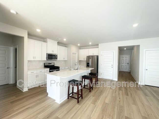 Building Photo - 671 Cozy Blf Rd