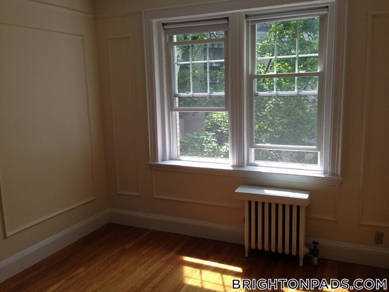 Building Photo - 100 Kilsyth Rd