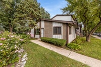Building Photo - 636 Forum Dr