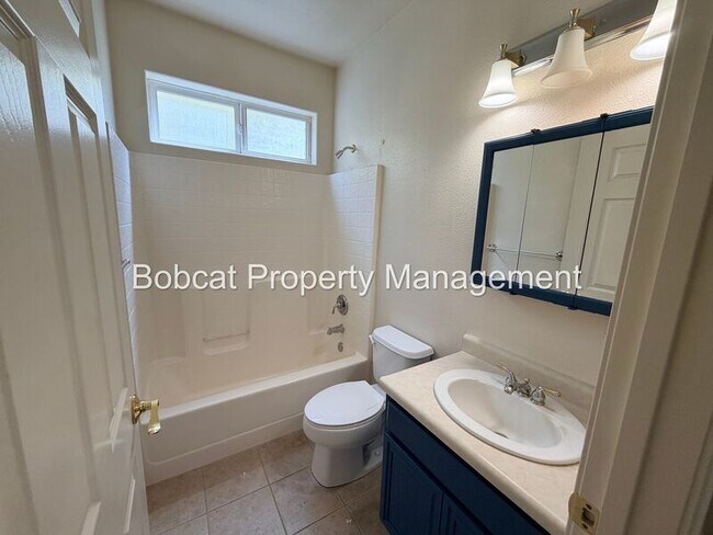 Building Photo - 1362 Branden Ln