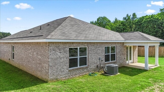 Building Photo - Cullman City Limits - pet friendly