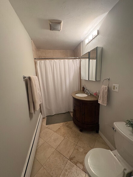 Building Photo - 63 Selkirk Rd