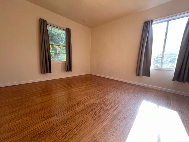Building Photo - Charming 3-Bedroom, 1-Bathroom Home for Re...