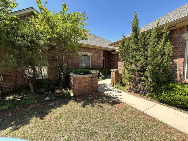 Primary Photo - Elegant Living in the Heart of OKC – Impec...