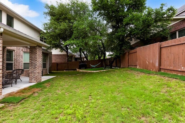 Building Photo - 4424 Casa Robles Dr
