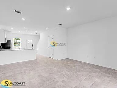 Building Photo - 7215 Sabal Ter