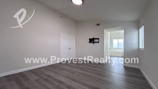 Building Photo - 13141 Quiet Canyon Dr