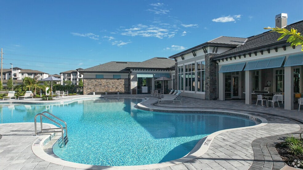 Primary Photo - VIVE Apartments - Fort Myers, FL