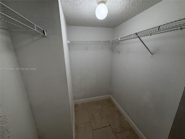 Building Photo - 4235 N University Dr