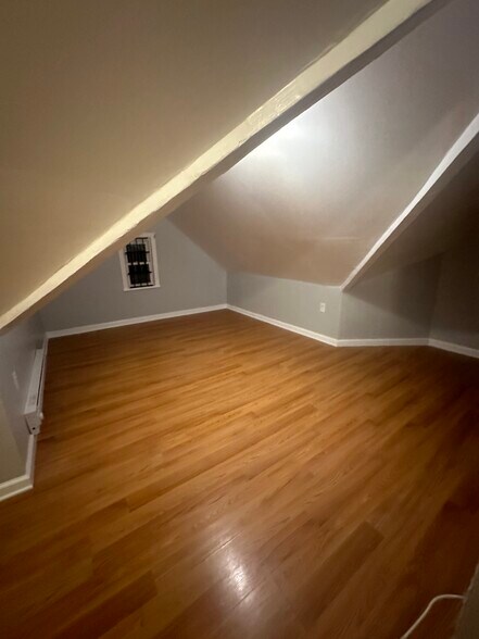 Bedroom#3 - 658 E 28th St